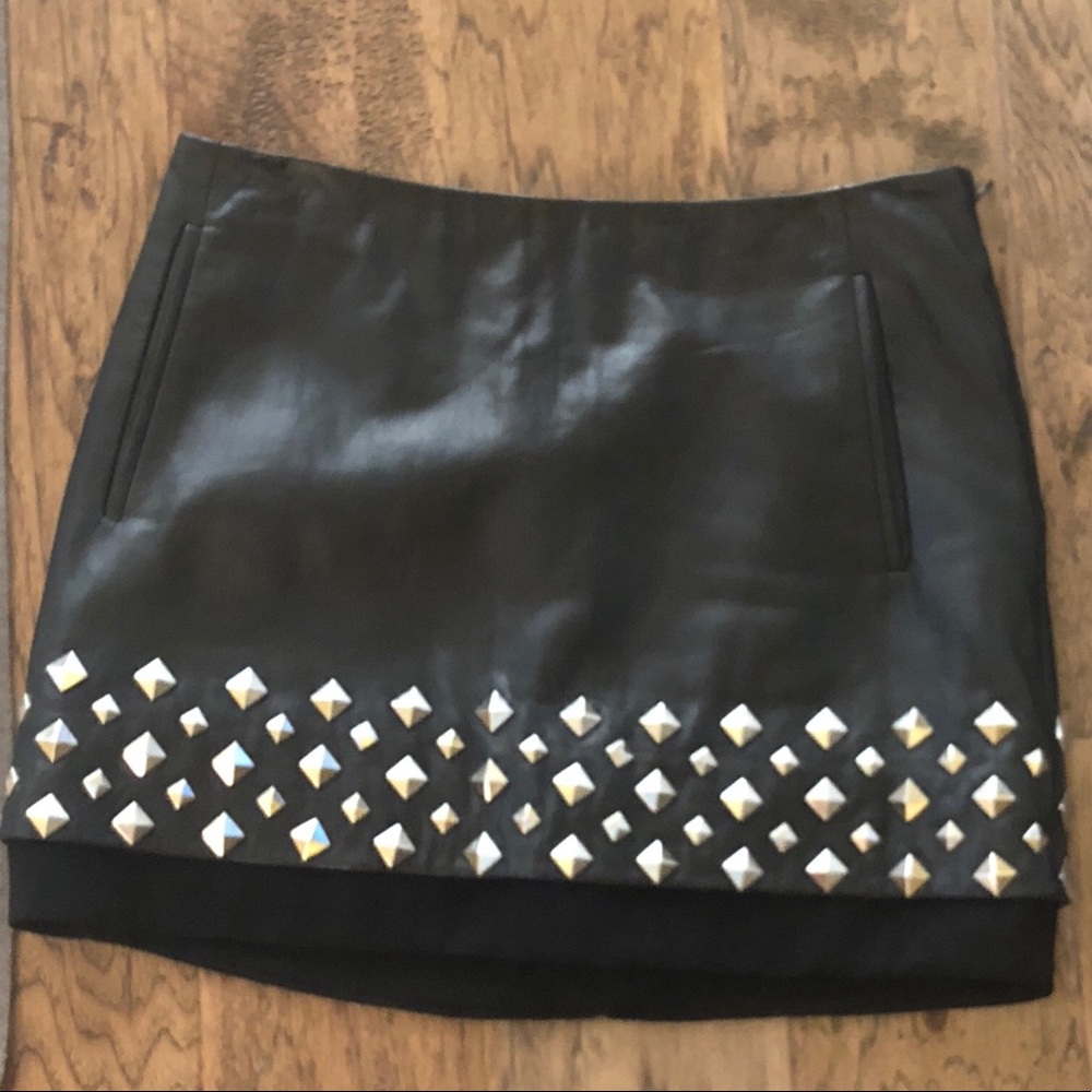 DVF 100% Leather Skirt- size P